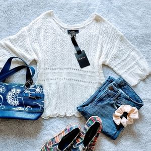 Rain| Size XS Off White/ Ivory Top